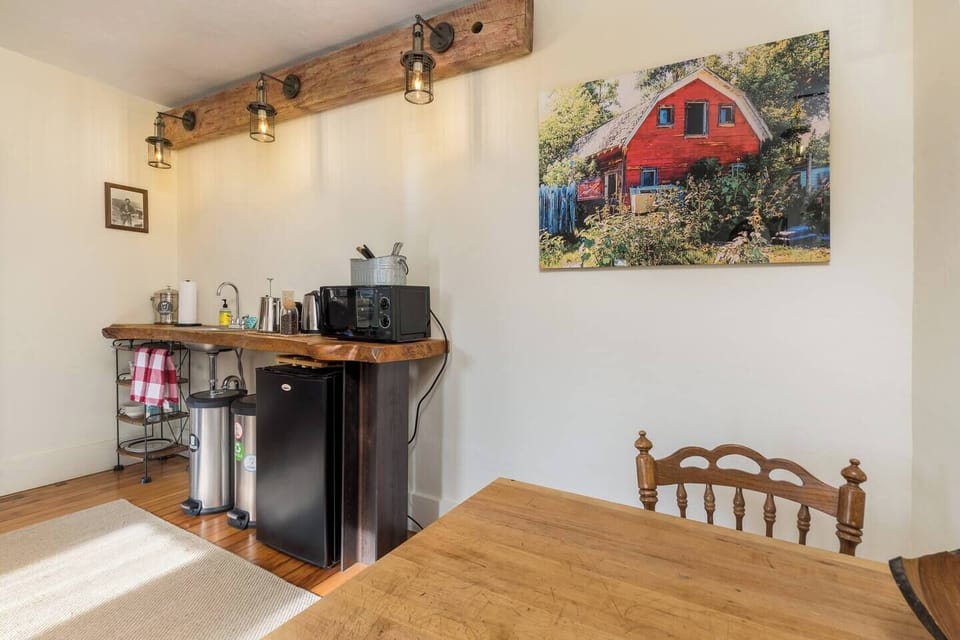 Kitchenette