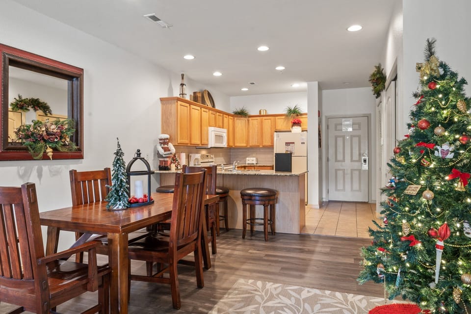 Holiday decorations may vary from year to year and are usually displayed from early November until mid-January