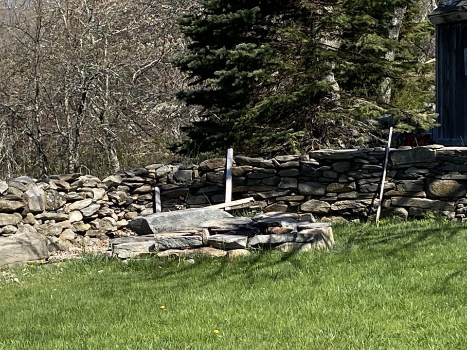 Fire pit. Please have hose nearby when using