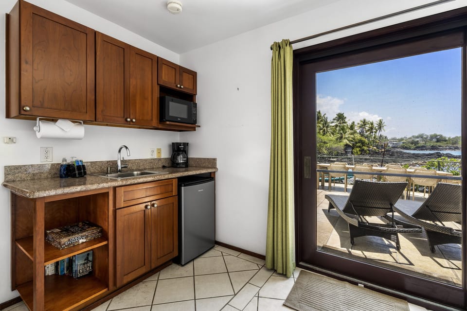 First floor kitchenette.
