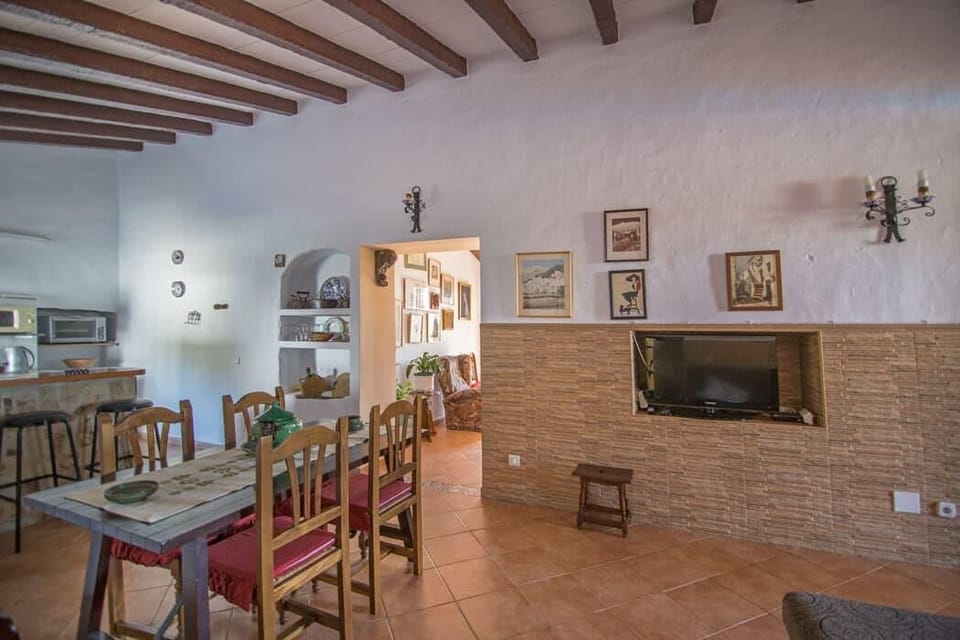 Bonita casa rural con piscina privada AX-48F - 24