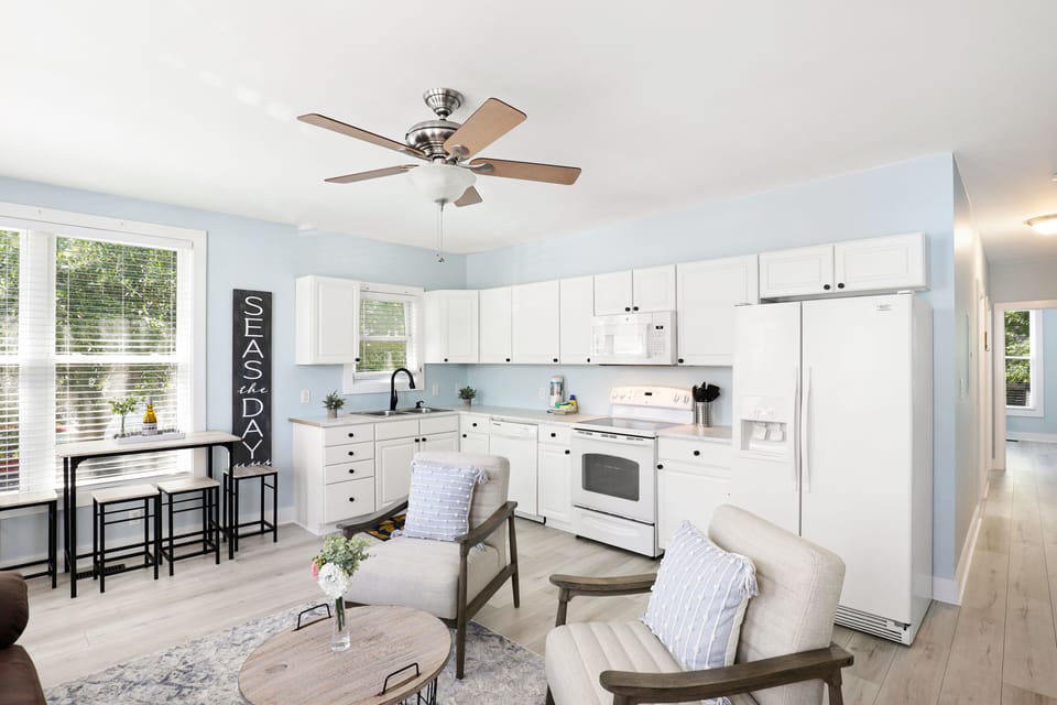 Kitchen and lving area