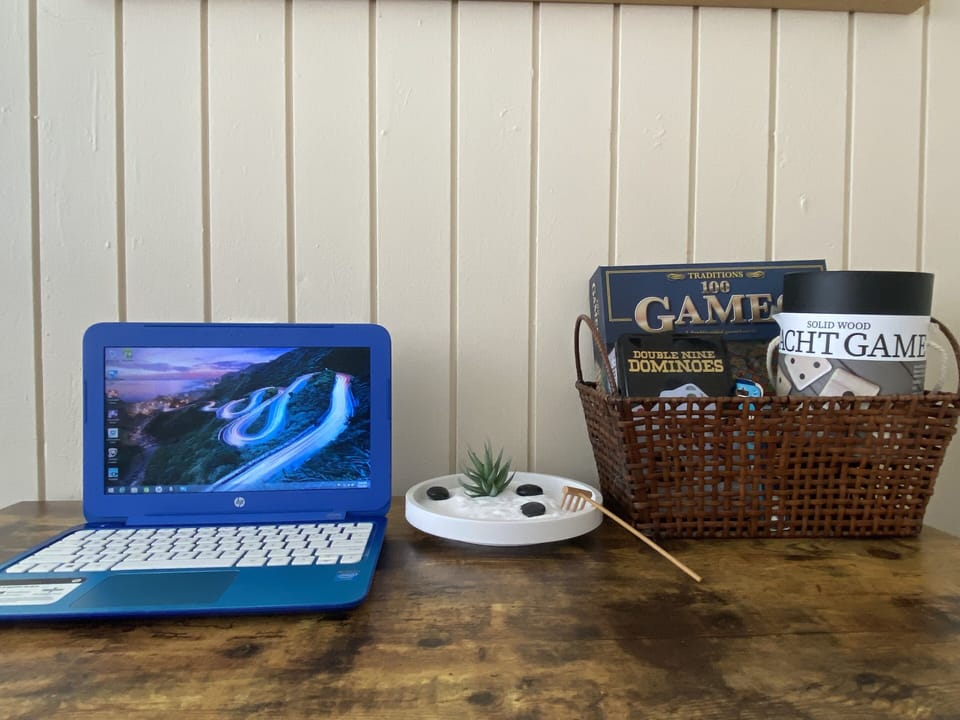 Work station and indoor games!  Laptop on site