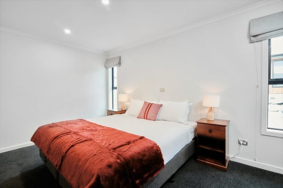 Star View - studio bedrooms