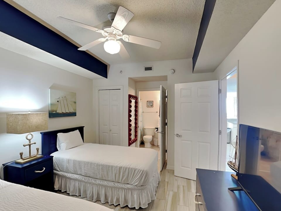 Third Bedroom - TV and Ensuite Full Bathroom