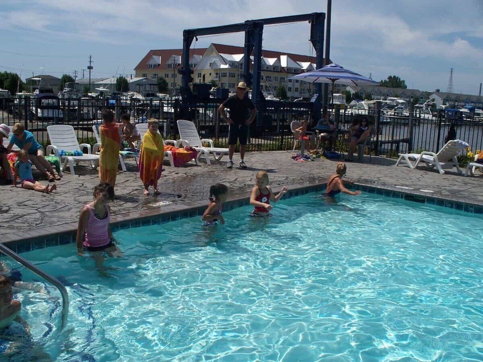 Barretts Marina Pool