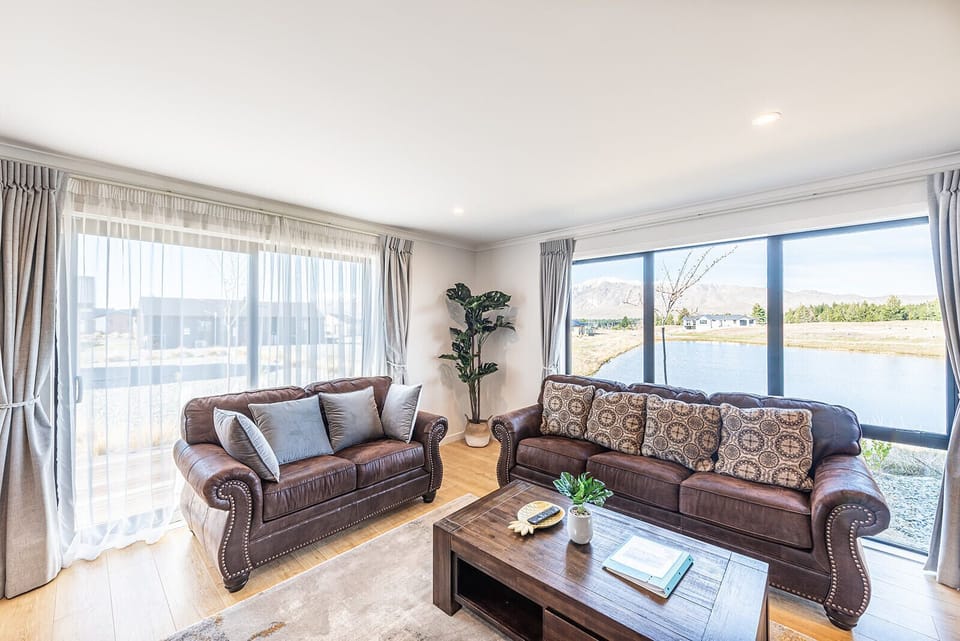 Star View Lodge - house lounge