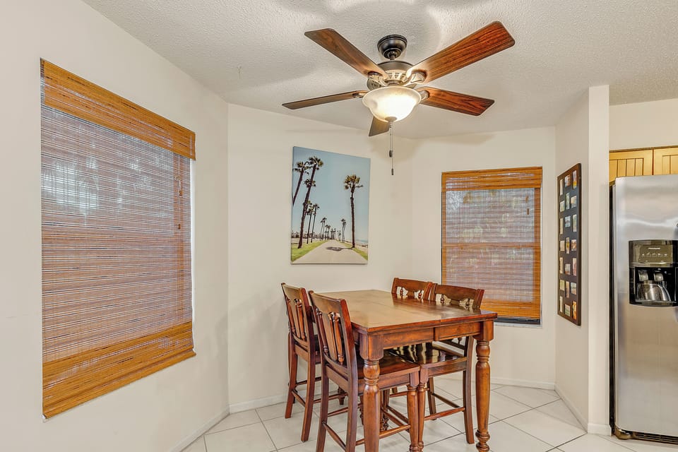 Kitchen table