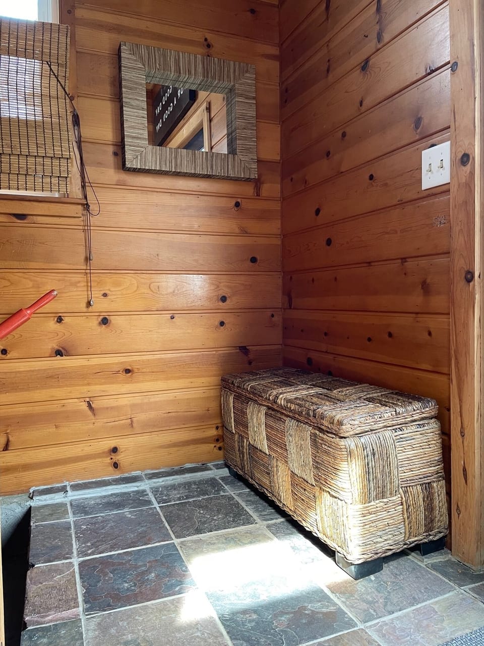 stairway to basement rec room,laundry room & 2nd bedroom
