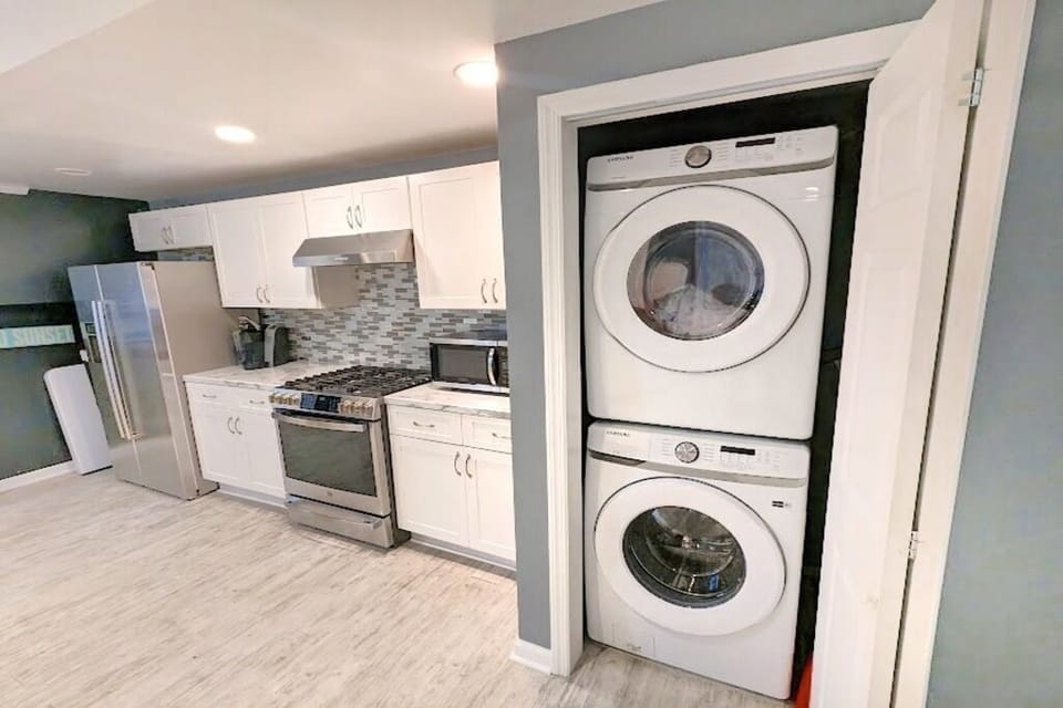 Fully-Equipped Kitchen with Coffee maker, Microwave & More. Ft. Washer & Dryer!