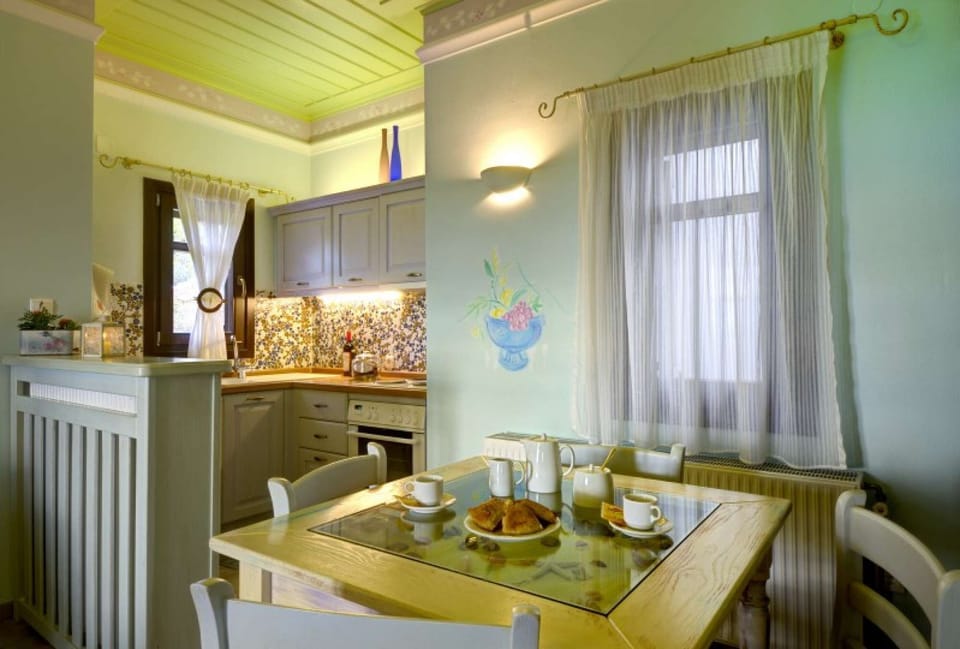 Kitchen / Anemone