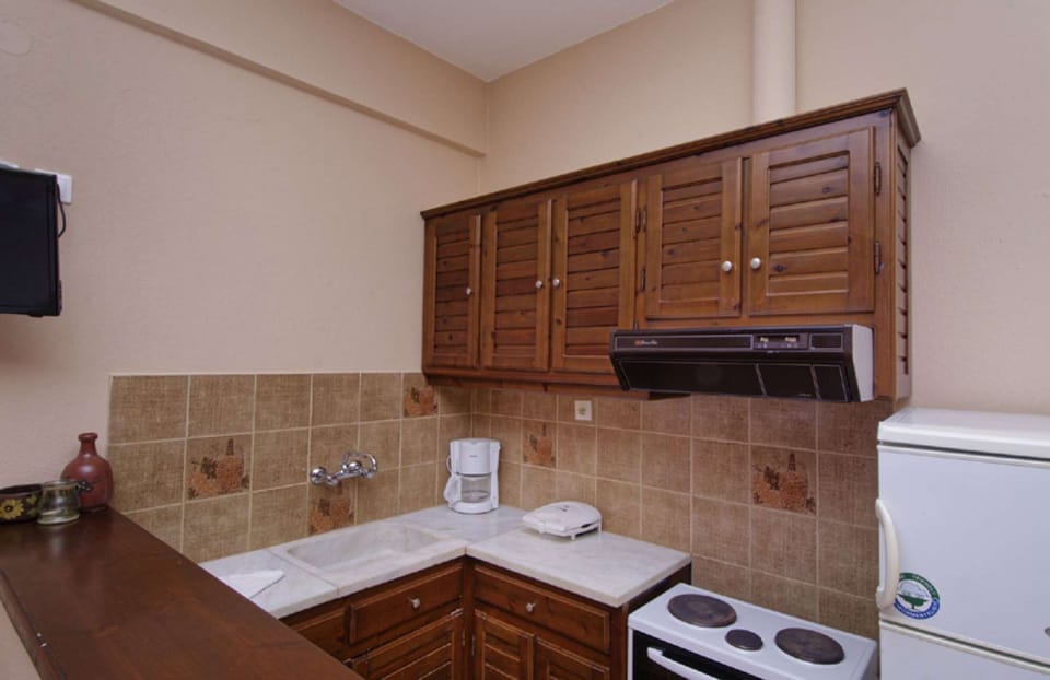 Kitchenette #5-7
