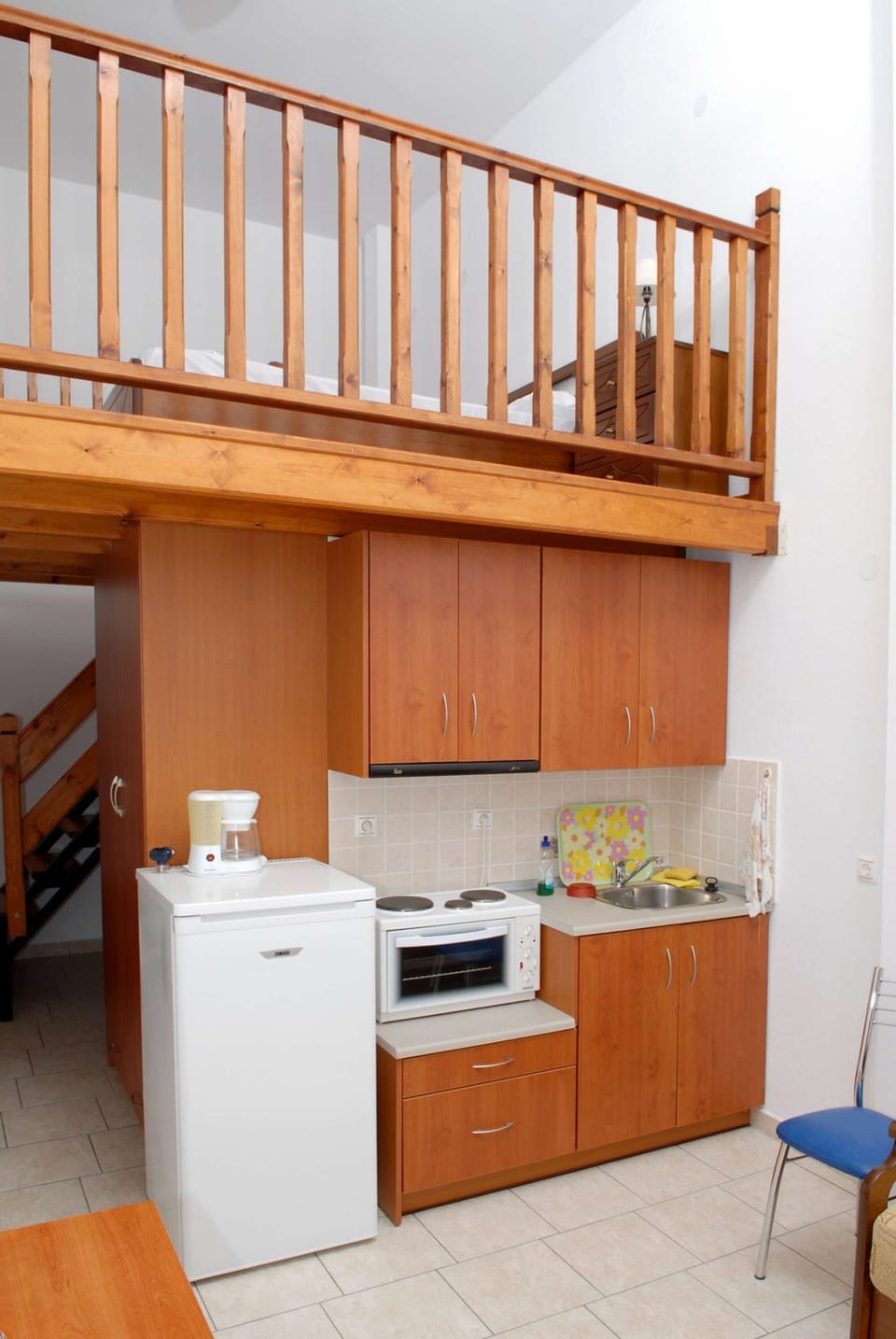 studio kitchinette and loft #2