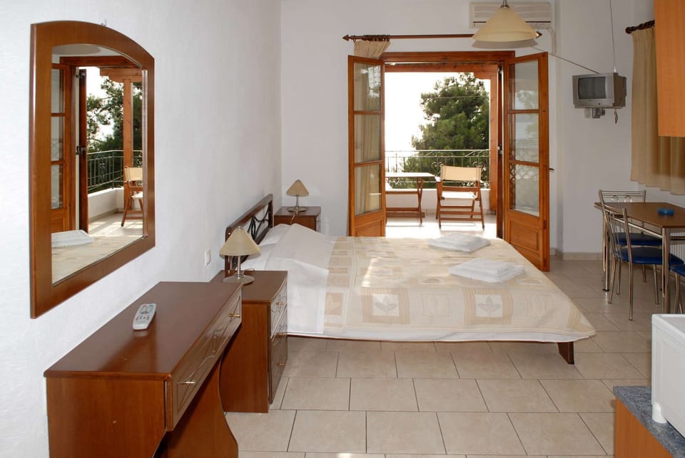 Interior view studio #4