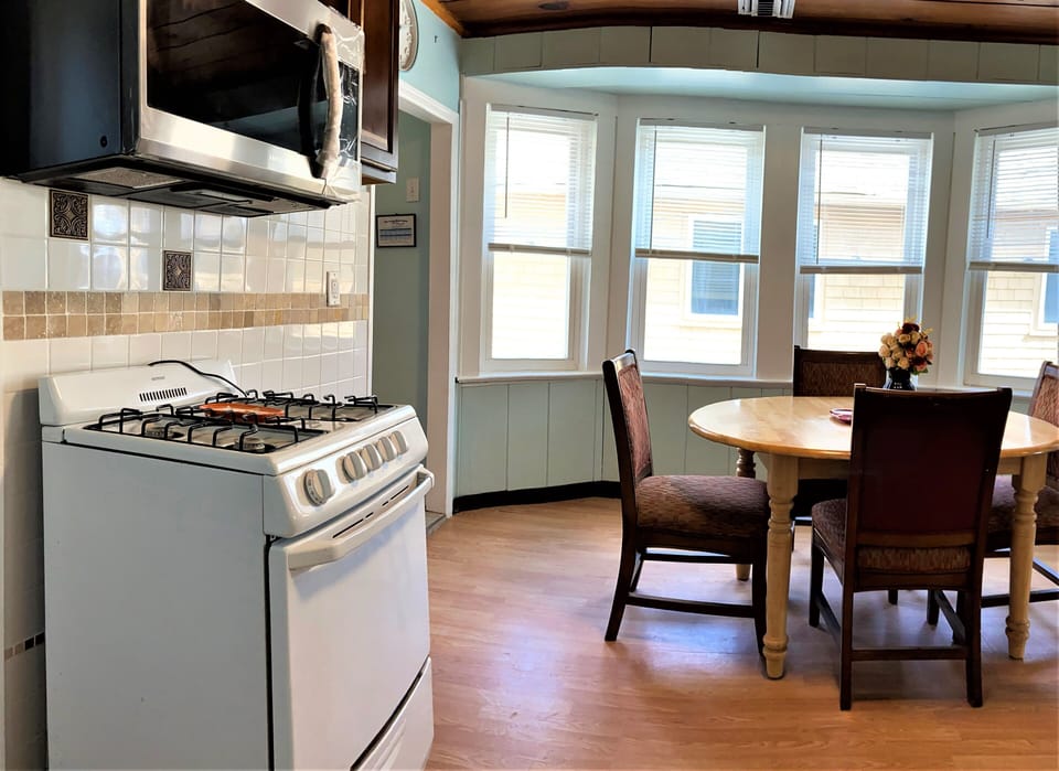 Kitchen table with Oven