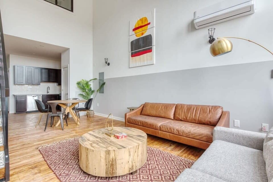 Spacious living area - spot the gorgeous coffee table