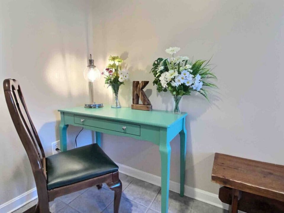 Welcome to our productive office space!