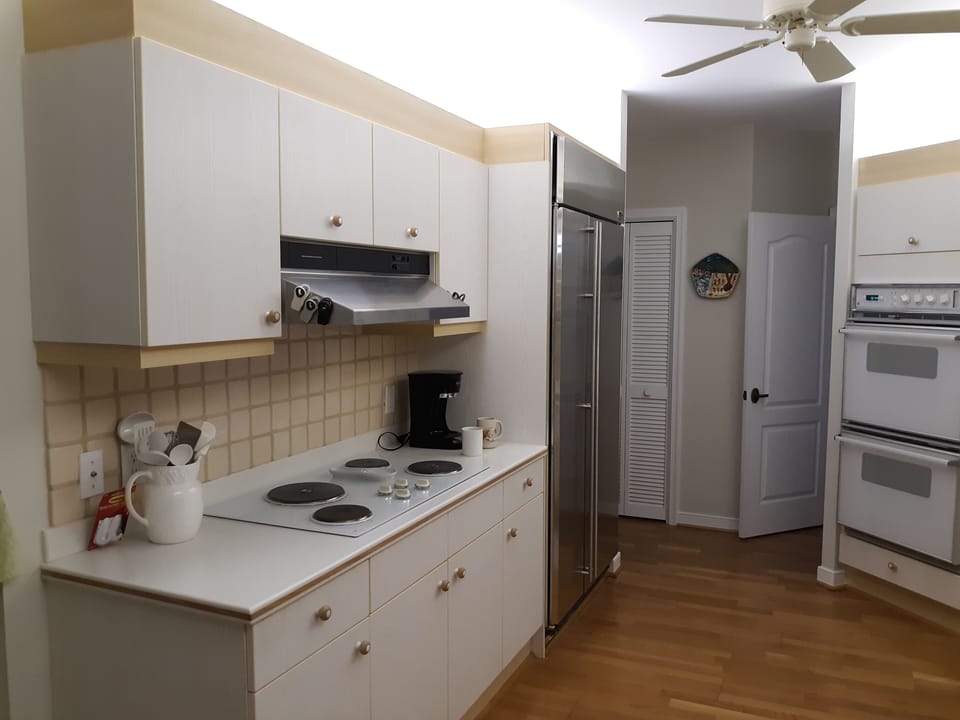 Kitchen with built in appliances