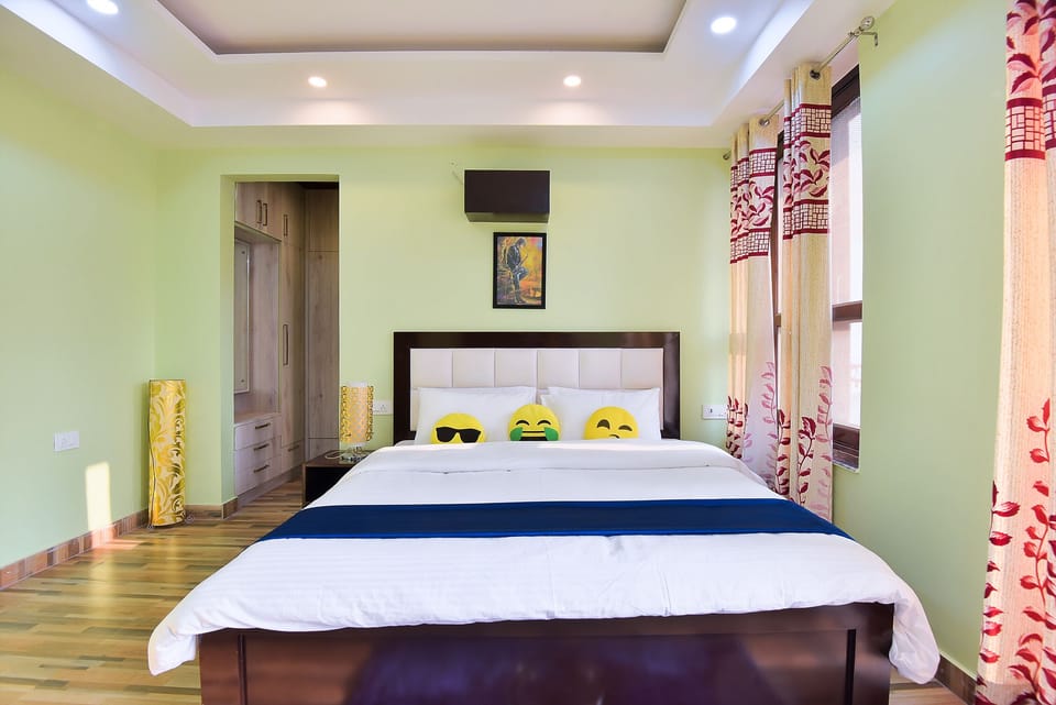 Confortable Bedroom of Two BHK Serviced Apartment by BedChambers