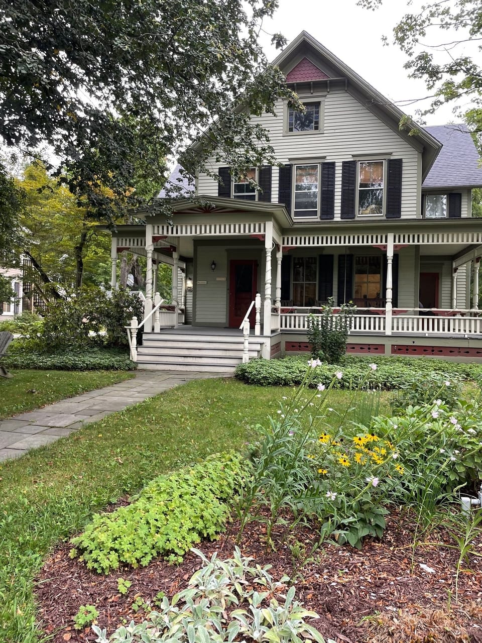 Painted Victorian in the heart of the Village, w wrap around porch