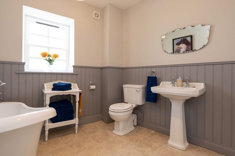Period style bathroom.