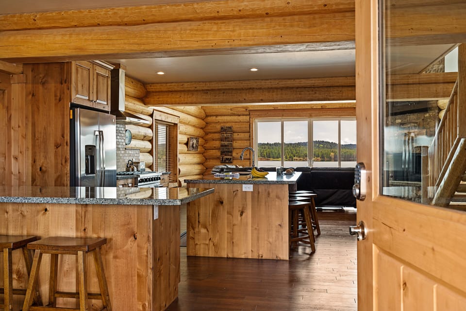 Stone Skipper Lodge
