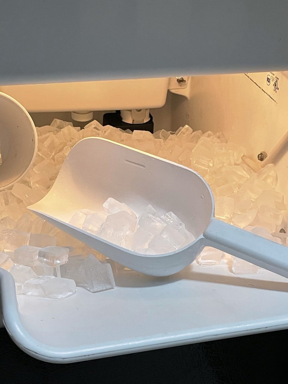 In-unit ice machine for cold drinks!