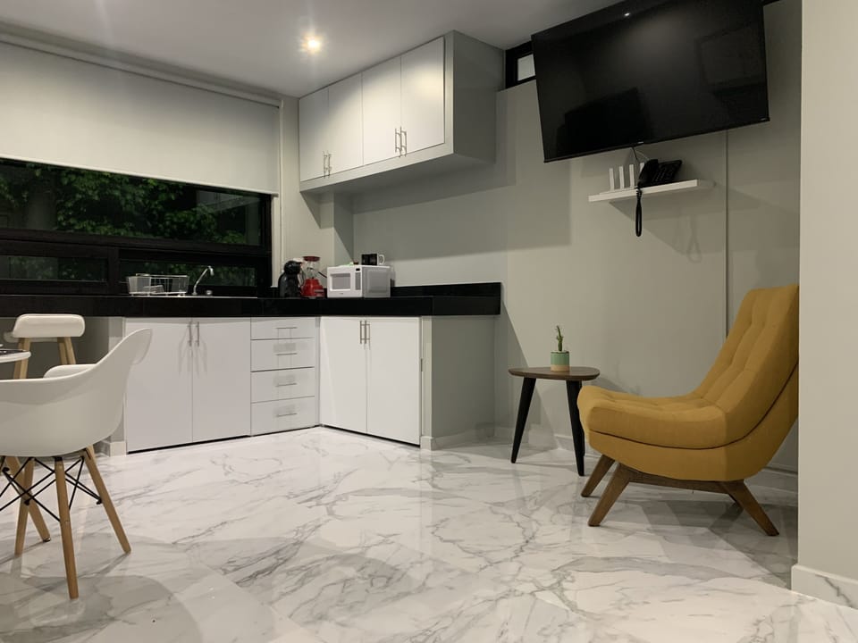 Nice kitchen area