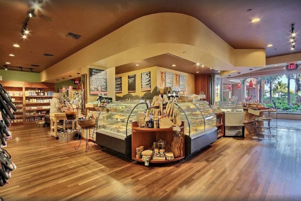 Market in lobby