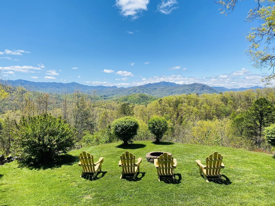 Backyard/Firepit