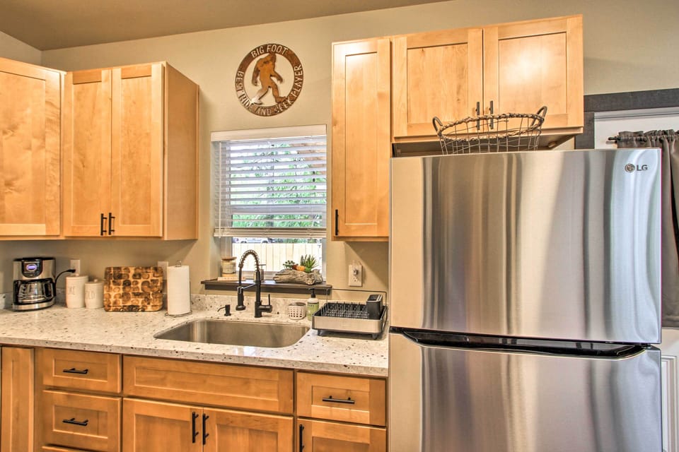 Well-Equipped Kitchen