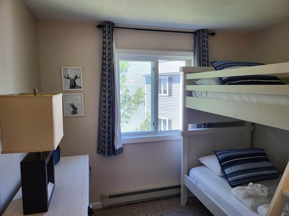 Bunk room