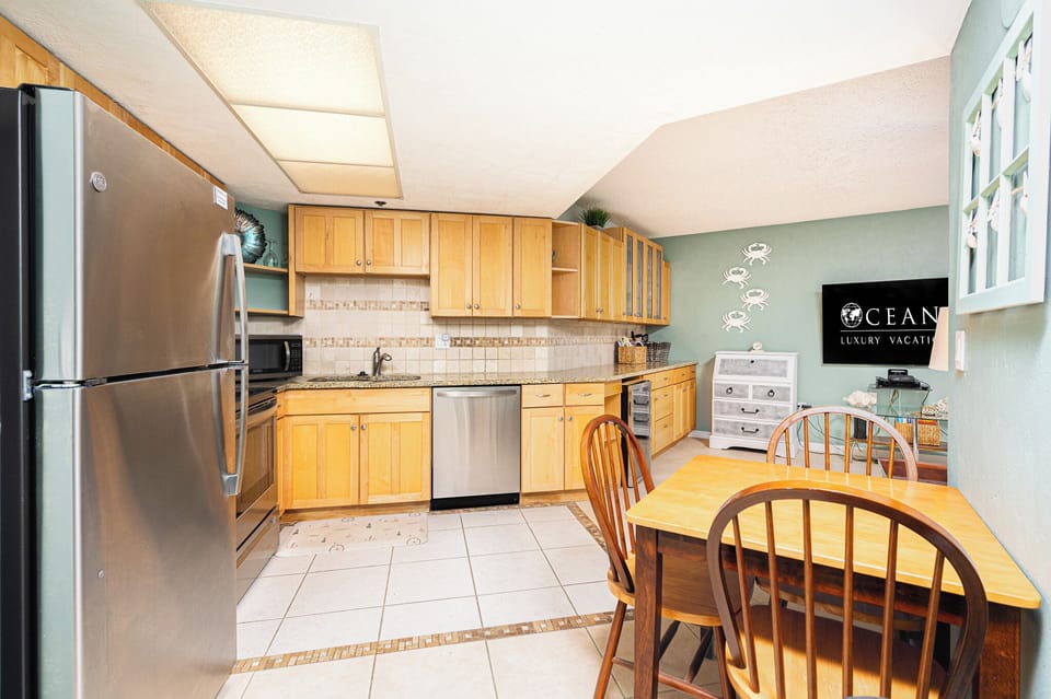 Fully stocked Kitchen