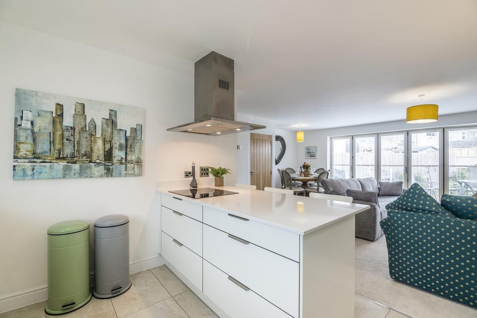 Milford Street - 5 Bed Holiday Home - Saundersfoot (3627)