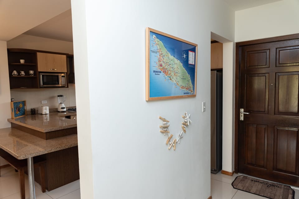 Front entrance hall next to the kitchen
