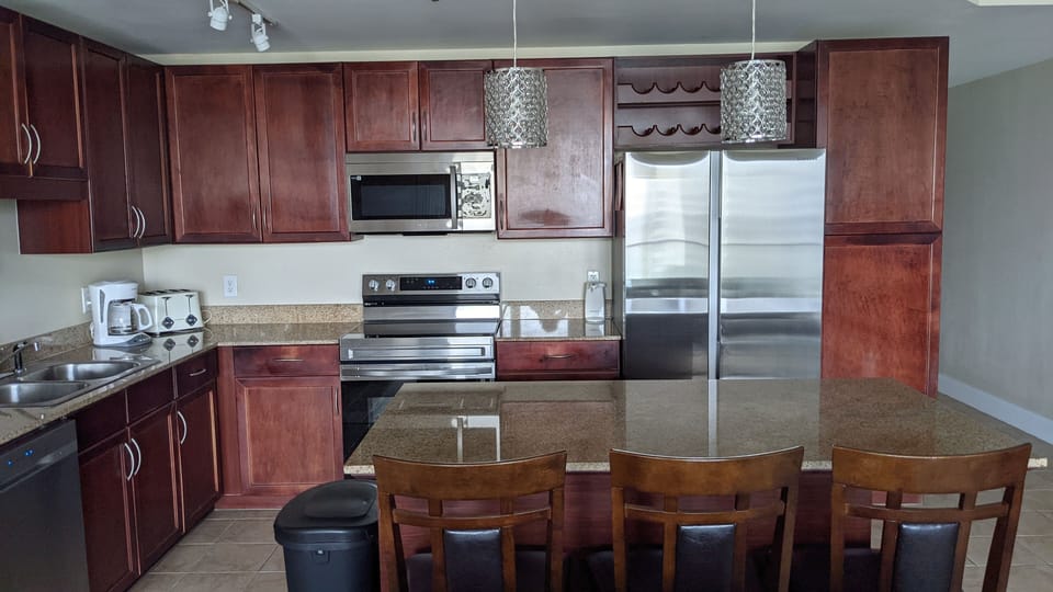 New appliances and lights.