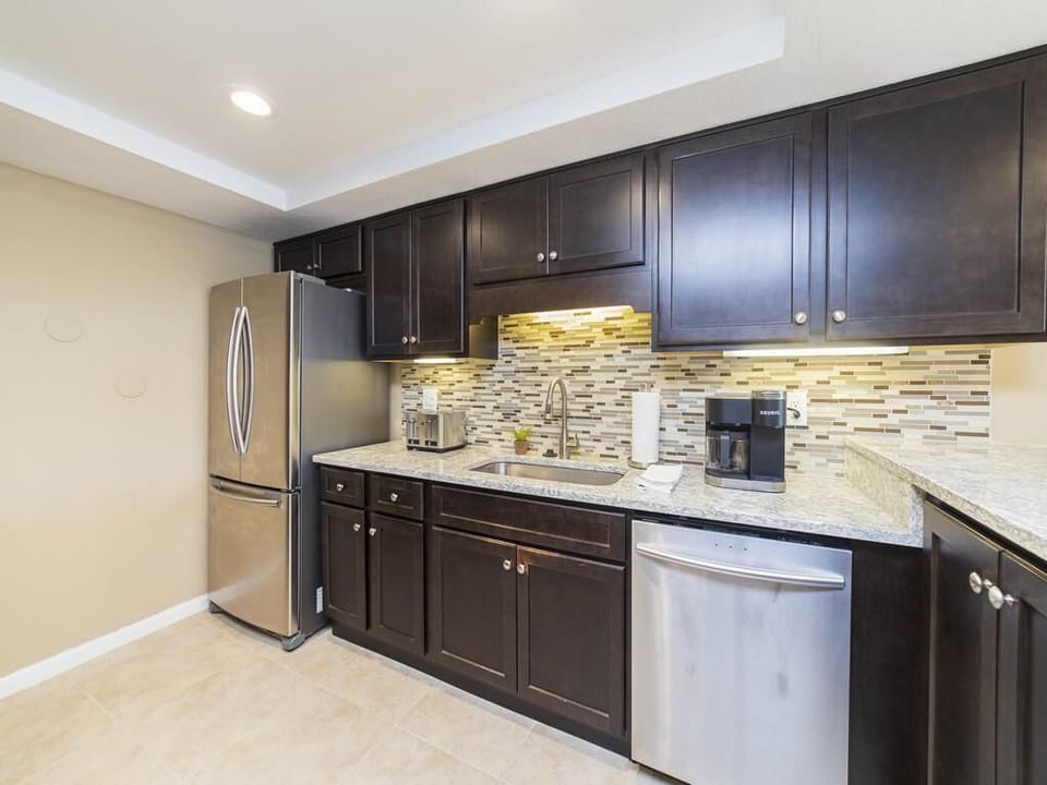 Anastasia Condos - Kitchen