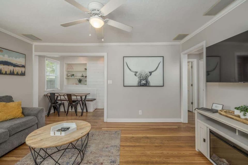 Living room in front entry