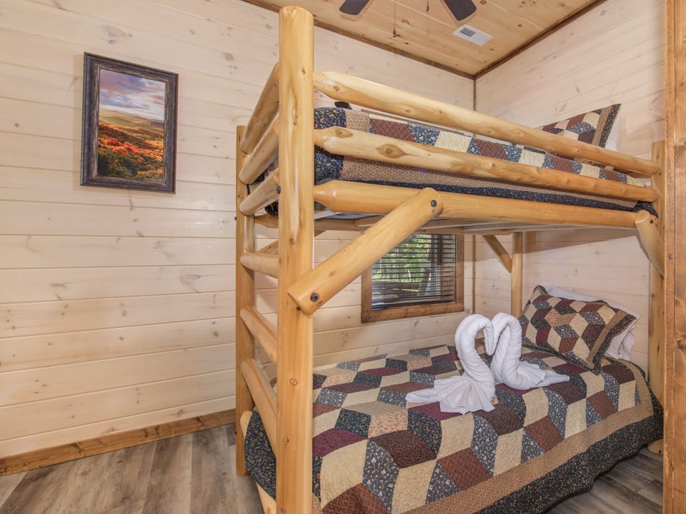 Third Bedroom - Twin/Twin Bunk Beds + Smart TV - Basement