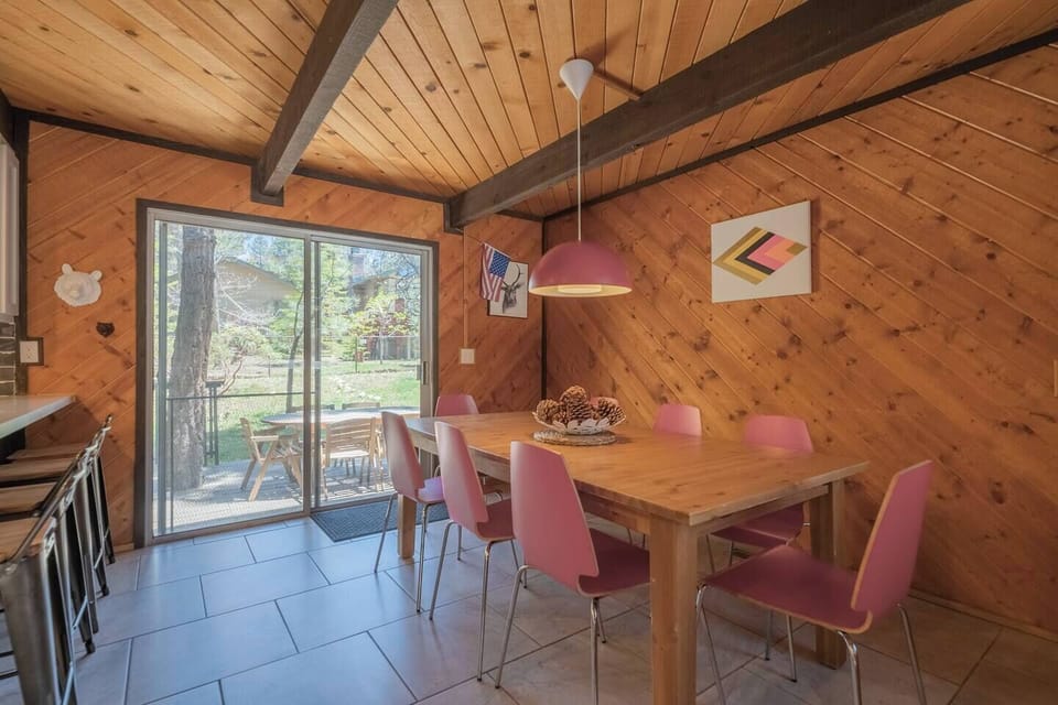 10188fd1-8595-40a7-910a-ba12bfbab35c