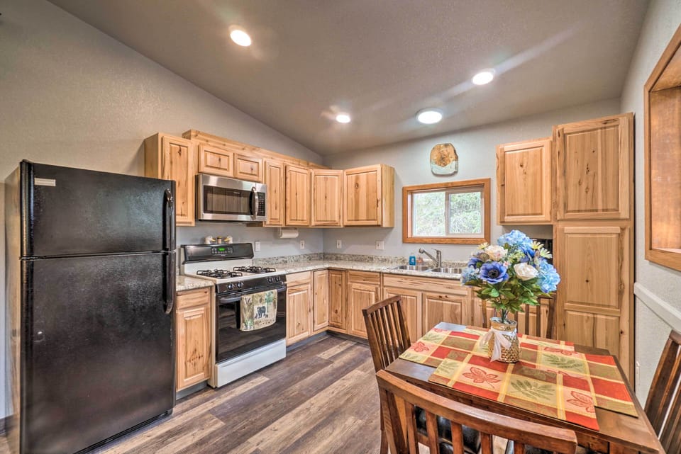 Kitchen | Well-Equipped