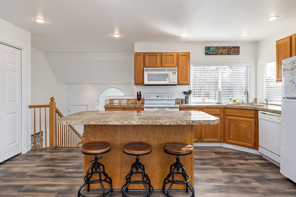 Fully stocked kitchen