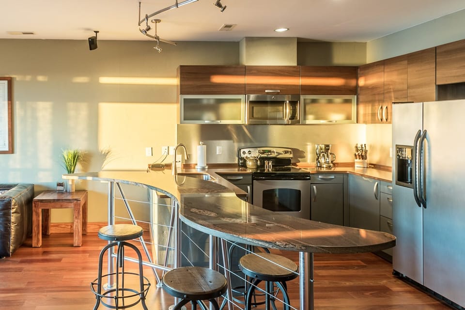 Full Kitchen 