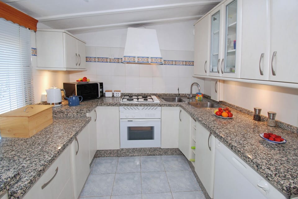 Dishwasher, oven, microwave, cooker, fridge/freezer.