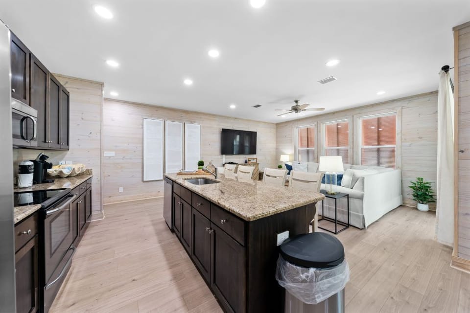 Lil J's Getaway Kitchen