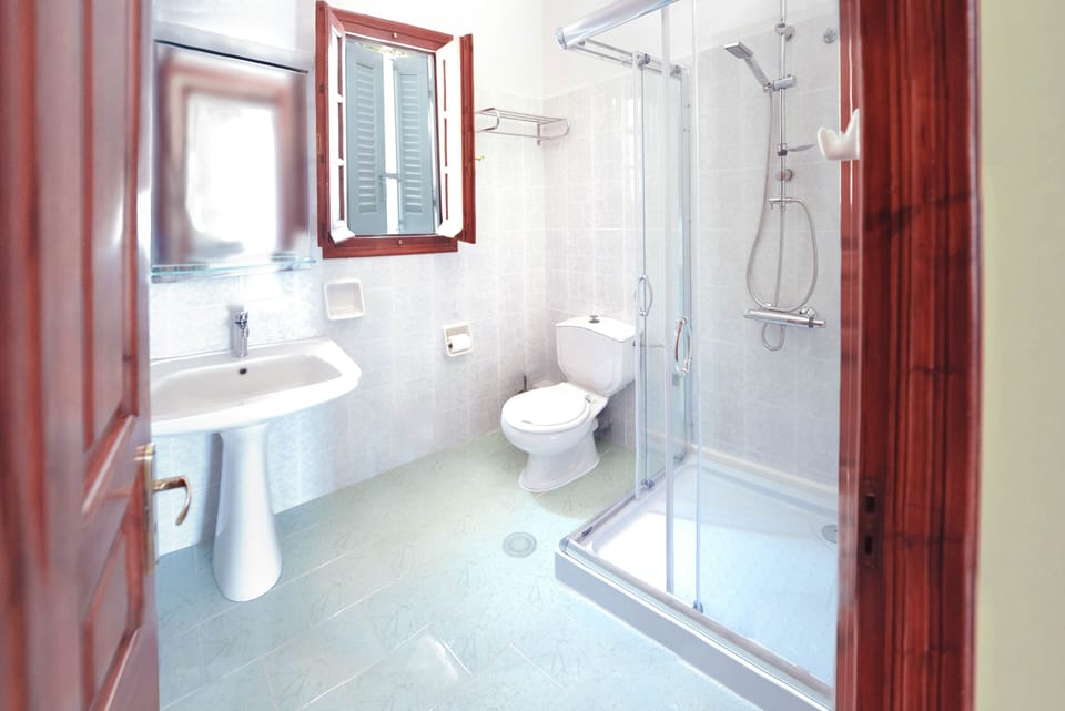 Platakia Blu Apt4 02