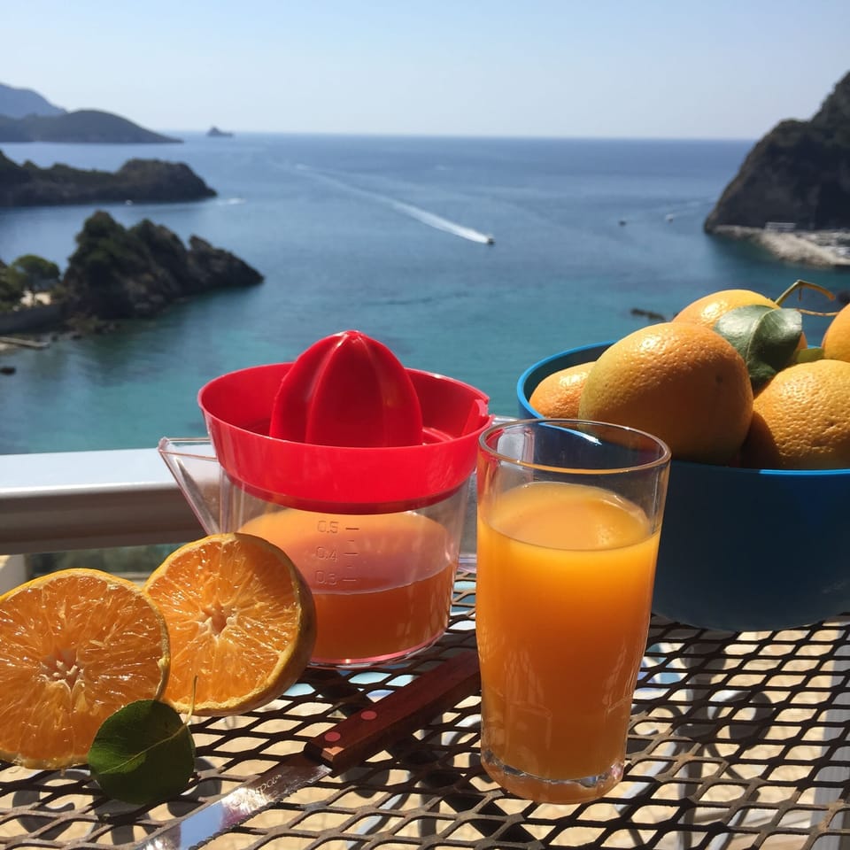 f20722c5-eba2-4f18-af2d-c56723f9bec7