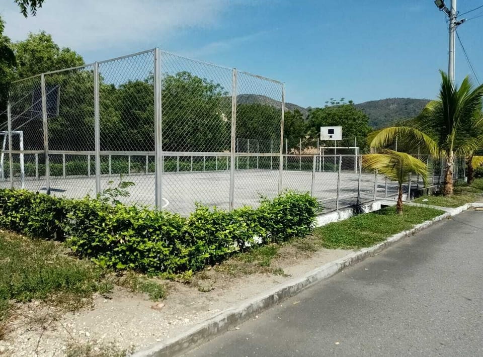 Sport court