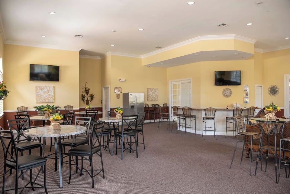 Clubhouse bar