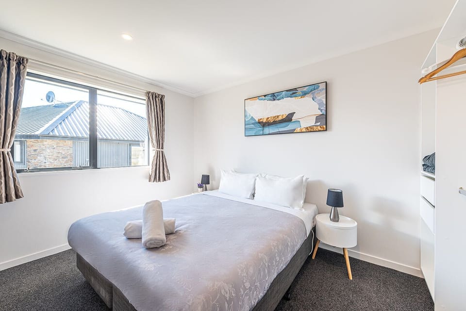 Star River - King Bedrooms
